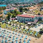Hotel Navalia 4*