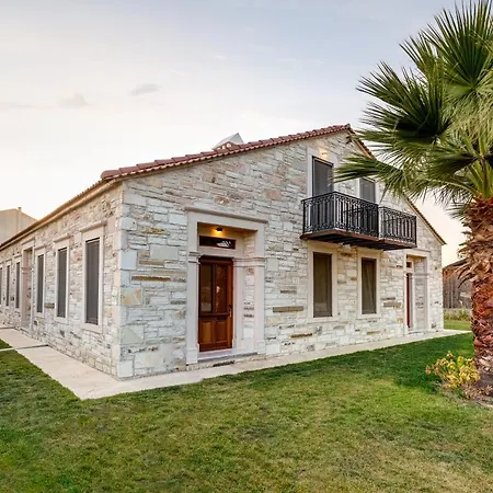Navalia Otel Foça