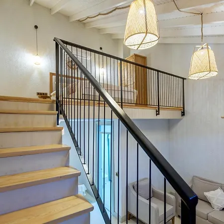 Navalia Hotel