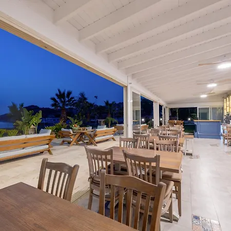 Hotel Navalia Foça