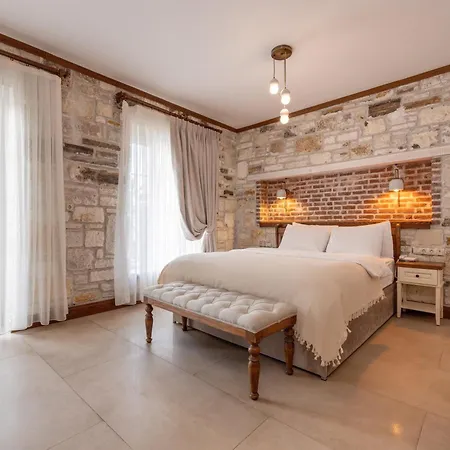 Navalia Hotel Foça