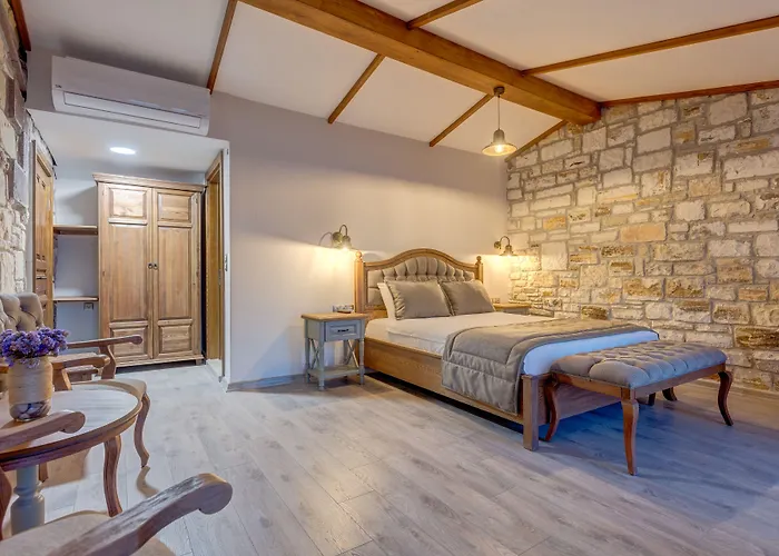 Navalia Отель Фоча