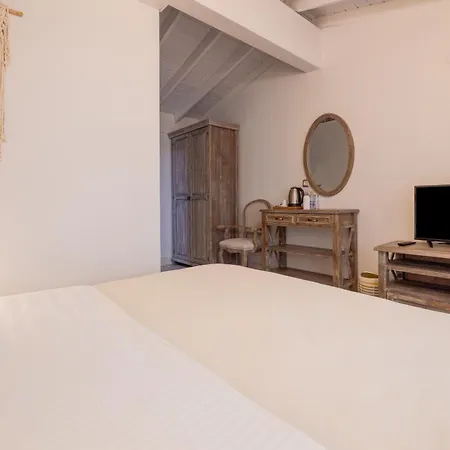 Navalia Hotel Foca