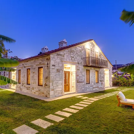 Navalia 4* Foça
